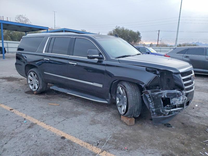 Снимка 4 от търг – 2017 CADILLAC ESCALADE E с VIN 1GYS3GKJ7HR299857