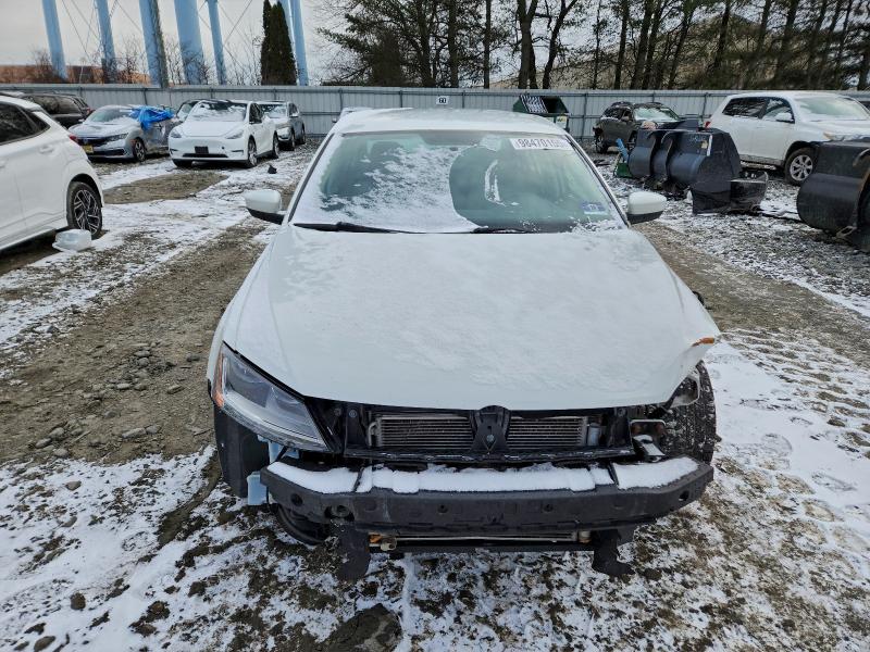 Photo 5 from auction – 2017 VOLKSWAGEN JETTA S with VIN 3VW167AJ8HM402986