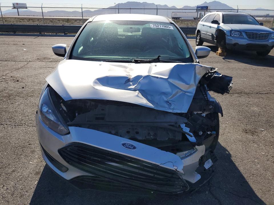 Photo 5 from auction – 2018 FORD FOCUS with VIN 1FADP3F22JL278122