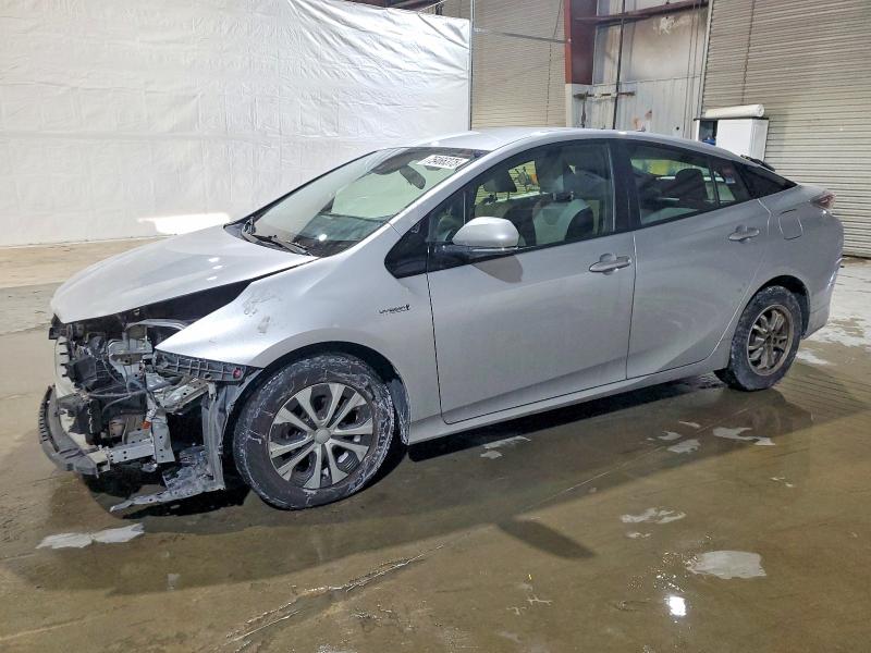 Photo 1 from auction – 2017 TOYOTA PRIUS with VIN JTDKBRFU3H3046918