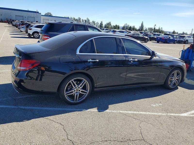 Photo 3 from auction – 2019 MERCEDES-BENZ E with VIN WDDZF4JB3KA645676