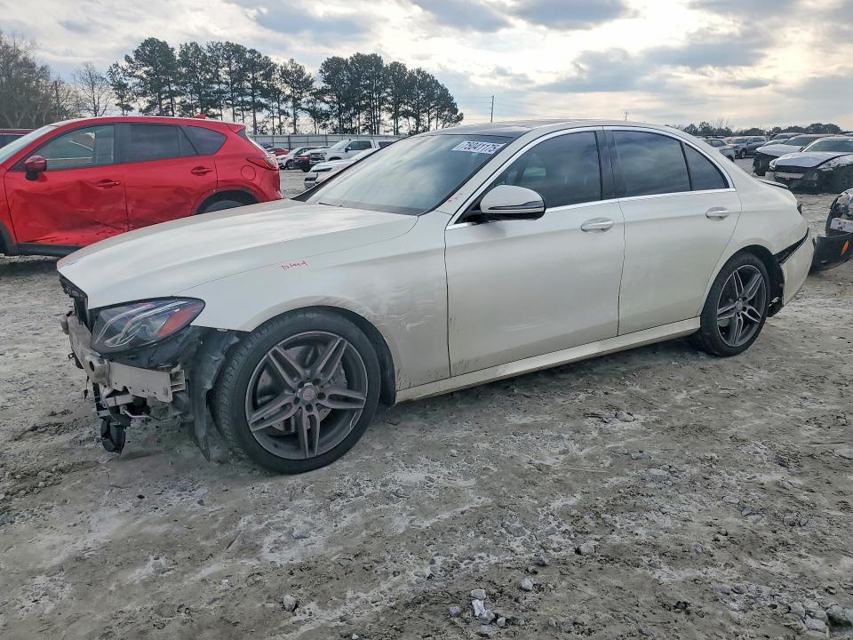MERCEDES-BENZ E 300 2017 with VIN WDDZF4JB4HA095123 - Photo from auction