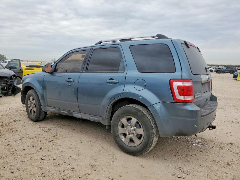 Photo 2 from auction – 2010 FORD ESCAPE with VIN 1FMCU0EG4AKD39286