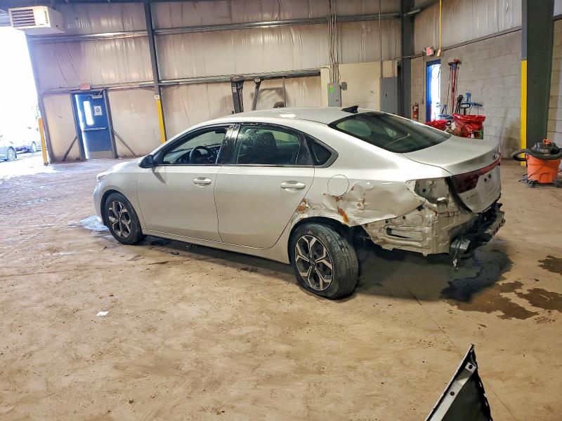 Photo 2 from auction – 2019 KIA FORTE FE with VIN 3KPF24AD4KE048186