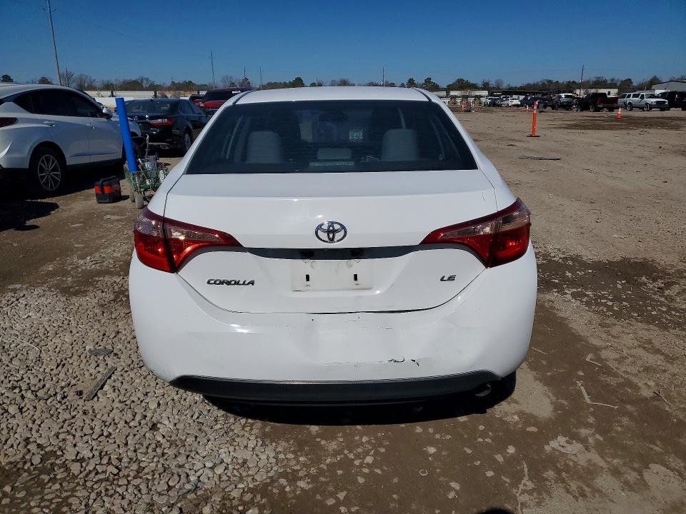 Фото 6 с аукциона – 2018 TOYOTA COROLLA с VIN 5YFBURHE0JP770210