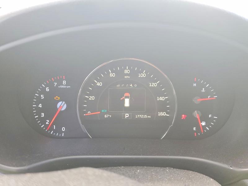 Photo 9 from auction – 2016 KIA SORENTO with VIN 5XYPK4A5XGG071060