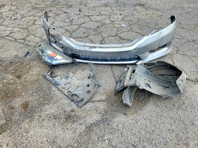 Photo 12 from auction – 2014 HONDA ACCORD with VIN 1HGCR2F55EA217628