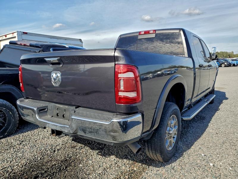 Photo 3 from auction – 2021 RAM 2500 LARAM with VIN 3C6UR5NL4MG632094