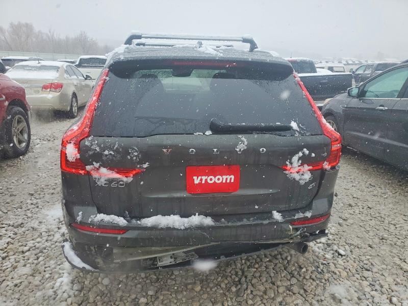 Photo 6 from auction – 2018 VOLVO XC60 with VIN LYV102RK7JB087386