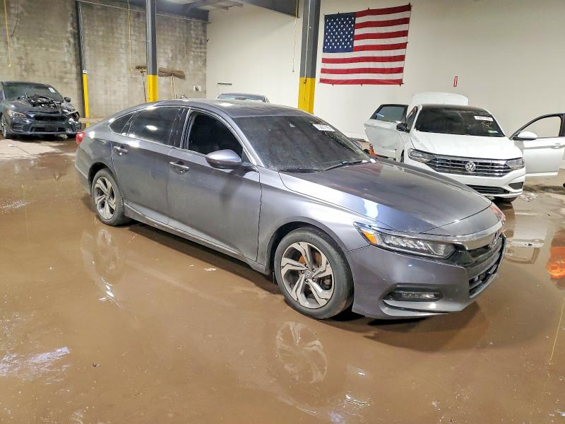 Photo 4 from auction – 2018 HONDA ACCORD with VIN 1HGCV1F49JA133593