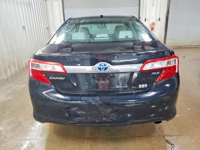 Photo 6 from auction – 2014 TOYOTA CAMRY HYBR with VIN 4T1BD1FK7EU117016