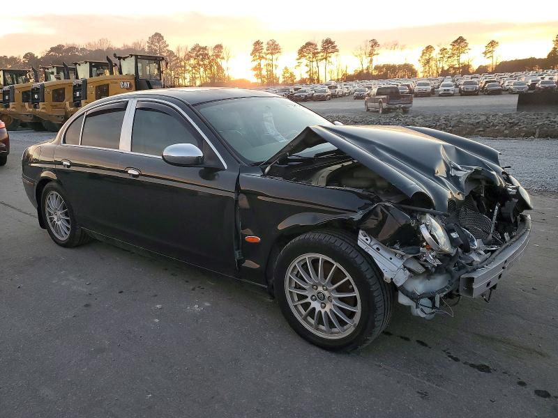 Photo 4 from auction – 2006 JAGUAR S-TYPE with VIN SAJWA01A96FN60699