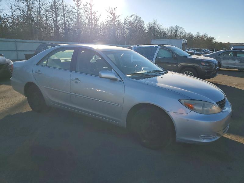 Photo 4 from auction – 2003 TOYOTA CAMRY with VIN 4T1BE32K03U785333
