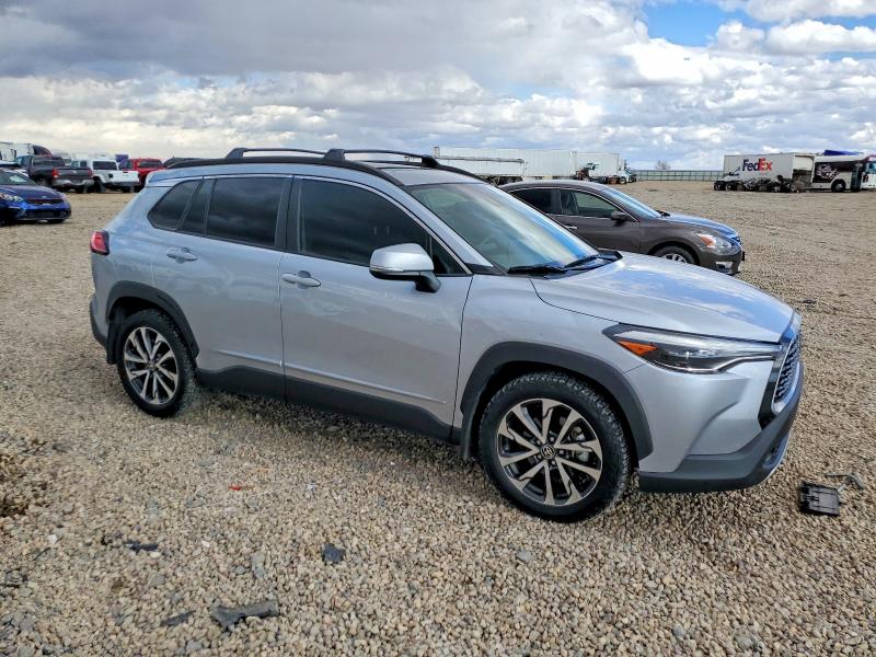 Photo 4 from auction – 2022 TOYOTA COROLLA CROSS with VIN 7MUDAAAG8NV036707