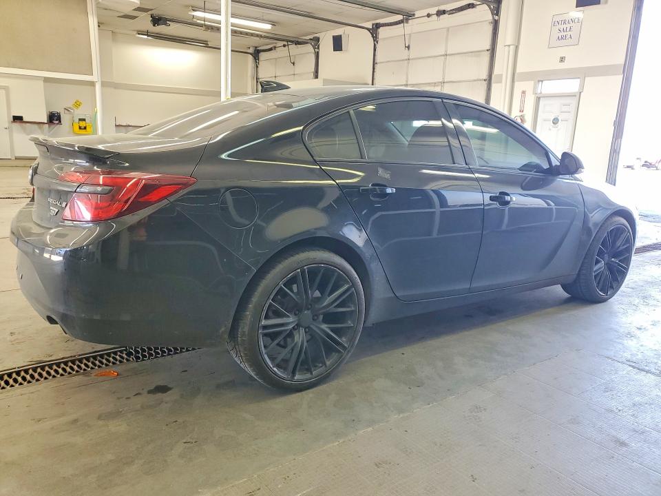 Photo 3 from auction – 2017 BUICK REGAL with VIN 2G4GL5EX3H9135561