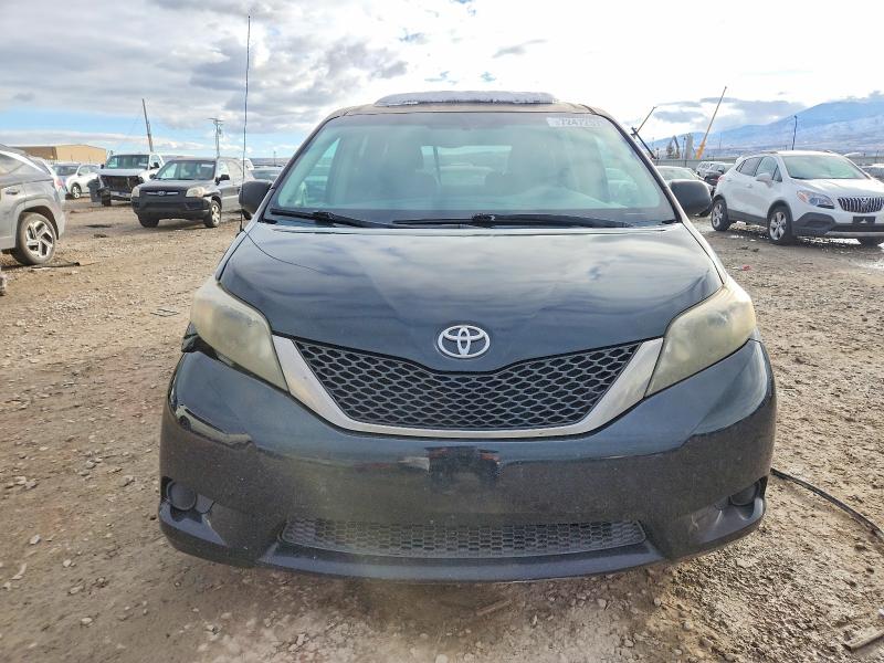 Photo 5 from auction – 2011 TOYOTA SIENNA SPO with VIN 5TDXK3DC8BS106582