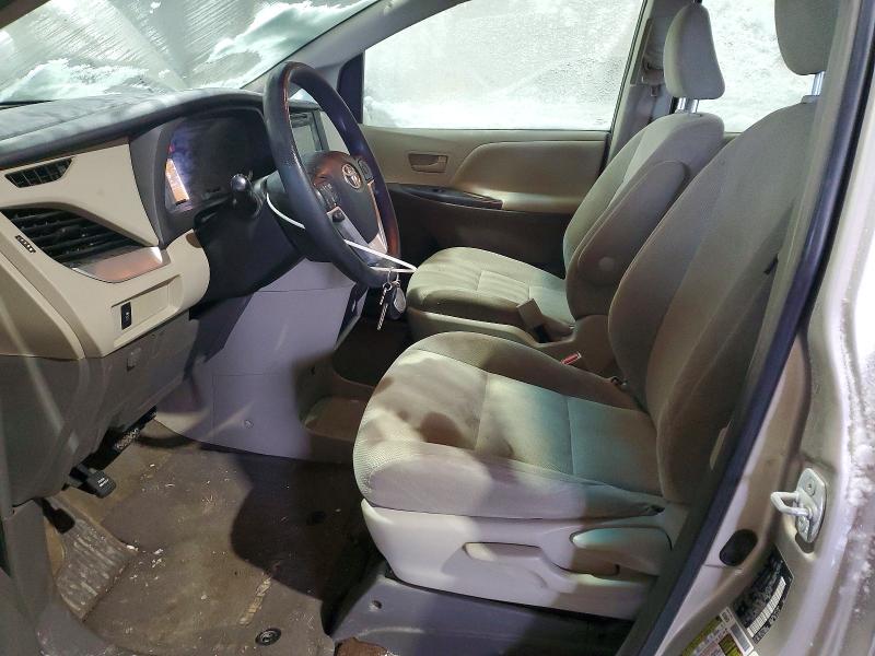 Photo 7 from auction – 2015 TOYOTA SIENNA with VIN 5TDZK3DC0FS533009