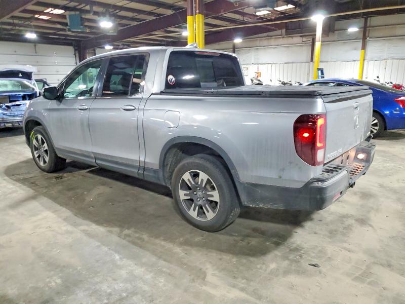 Photo 2 from auction – 2019 HONDA RIDGELINE with VIN 5FPYK3F59KB043328