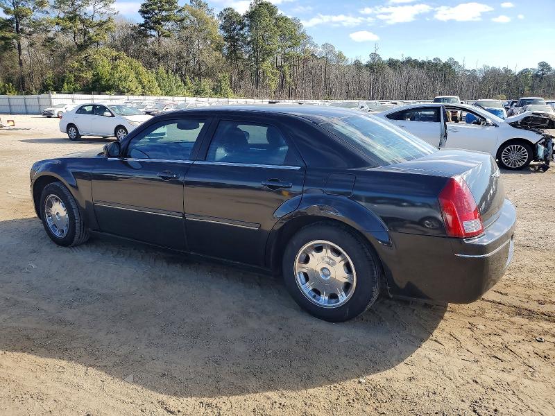 Photo 2 from auction – 2005 CHRYSLER 300 TOURIN with VIN 2C3AA53G85H506707