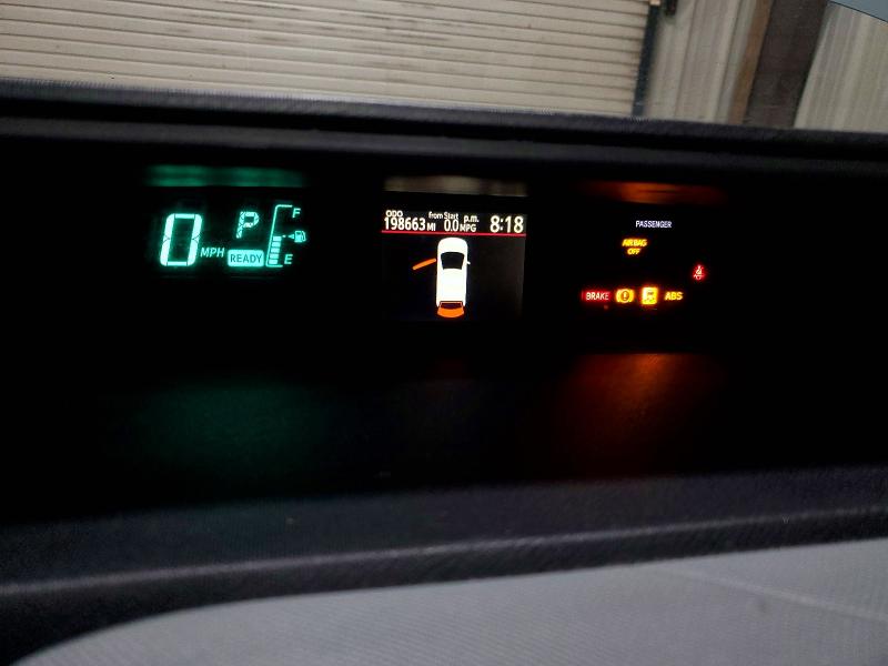 Photo 9 from auction – 2012 TOYOTA PRIUS C with VIN JTDKDTB34C1009112