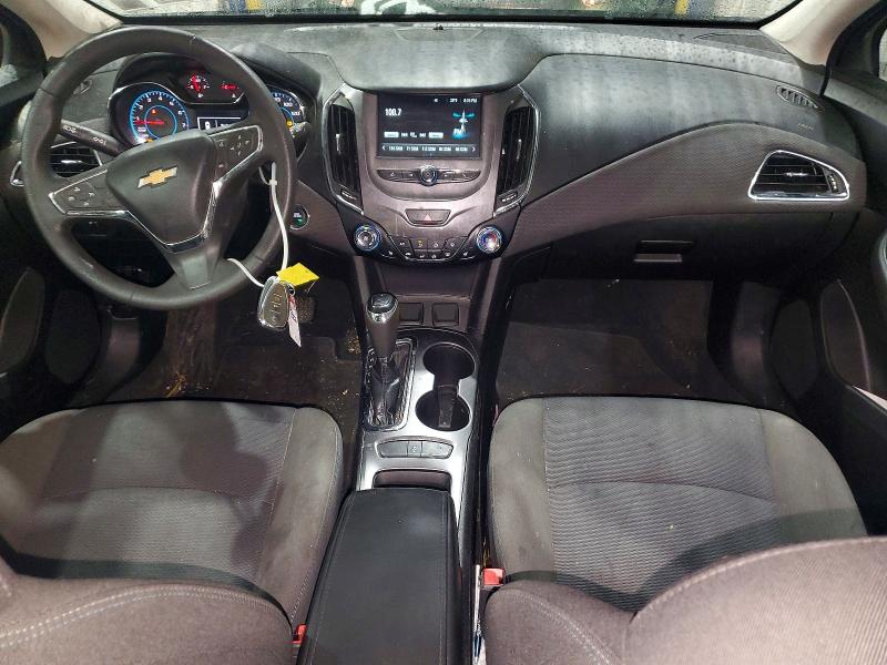 Photo 8 from auction – 2018 CHEVROLET CRUZE with VIN 3G1BE6SM1JS622204