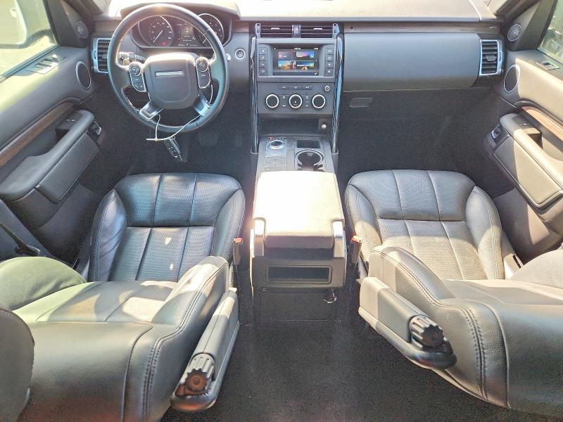 Photo 8 from auction – 2017 LAND ROVER DISCOVERY with VIN SALRGBBV3HA024539