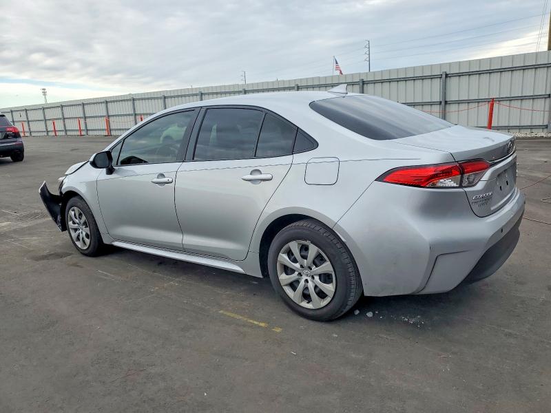 Photo 2 from auction – 2025 TOYOTA COROLLA LE with VIN JTDBCMFE5SJ045975