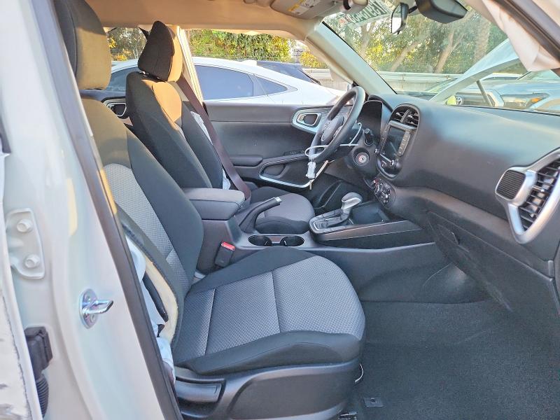 Photo 7 from auction – 2025 KIA SOUL LX with VIN KNDJ23AU4S7956903