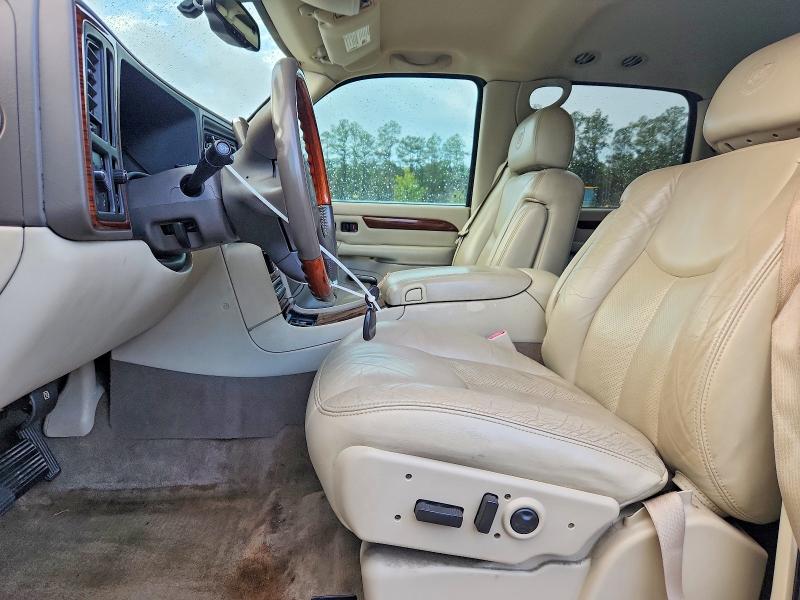 Photo 7 from auction – 2004 CADILLAC ESCALADE E with VIN 3GYFK66N14G173905