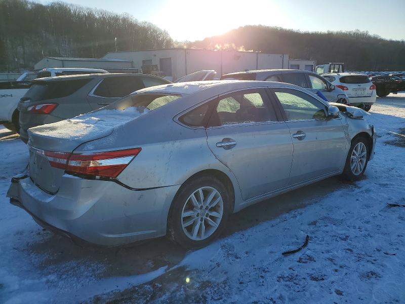 صورة رقم 3 من المزاد - 2015 TOYOTA AVALON مع VIN 4T1BK1EB3FU147221