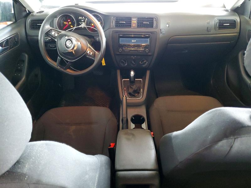 Photo 8 from auction – 2015 VOLKSWAGEN JETTA BASE with VIN 3VW2K7AJ0FM333644
