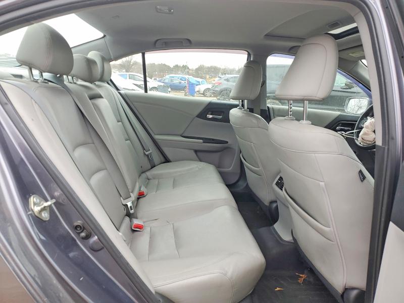 Photo 10 from auction – 2015 HONDA ACCORD EXL with VIN 1HGCR2F82FA150823