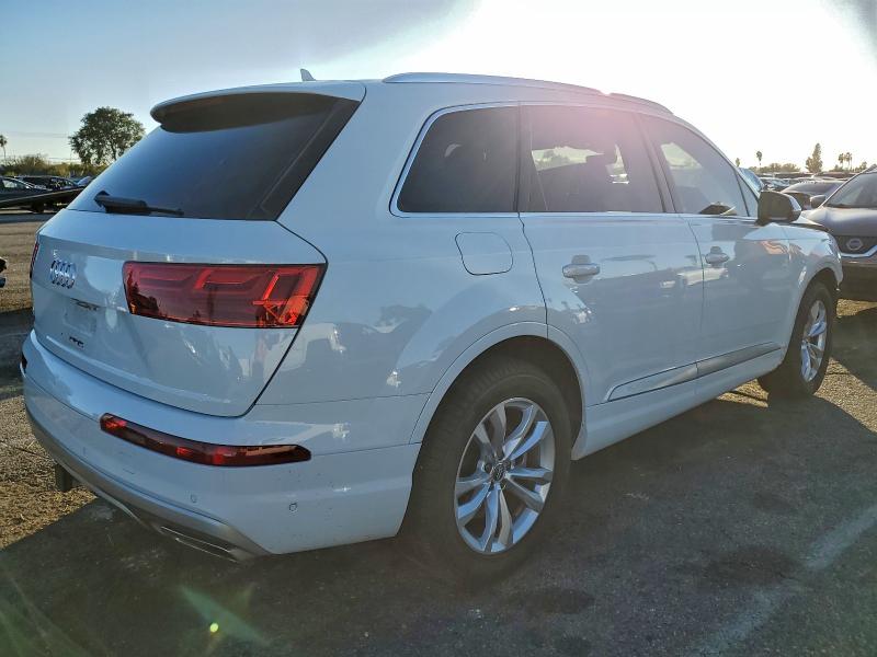Photo 3 from auction – 2019 AUDI Q7 PREMIUM with VIN WA1LAAF79KD004378