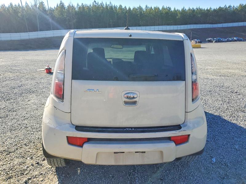 Photo 6 from auction – 2011 KIA SOUL + with VIN KNDJT2A28B7335833