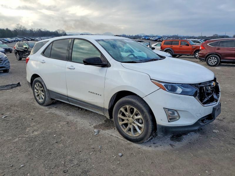 Photo 4 from auction – 2018 CHEVROLET EQUINOX LS with VIN 2GNAXREV2J6320820