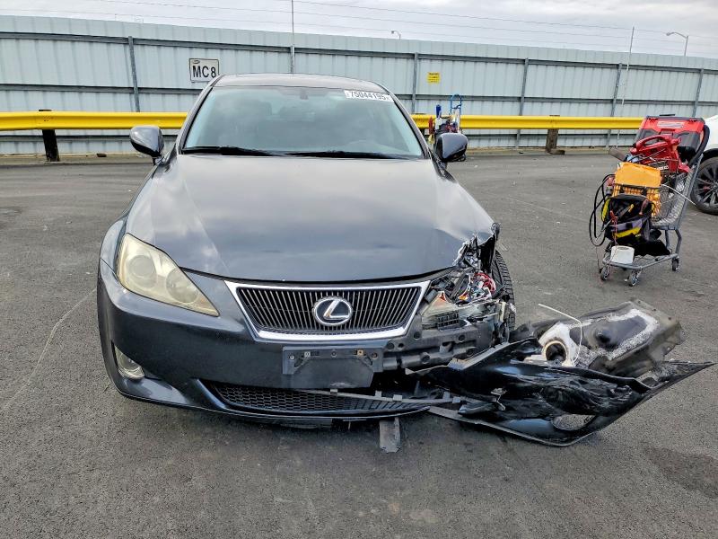Photo 5 from auction – 2008 LEXUS IS 250 with VIN JTHBK262985053574