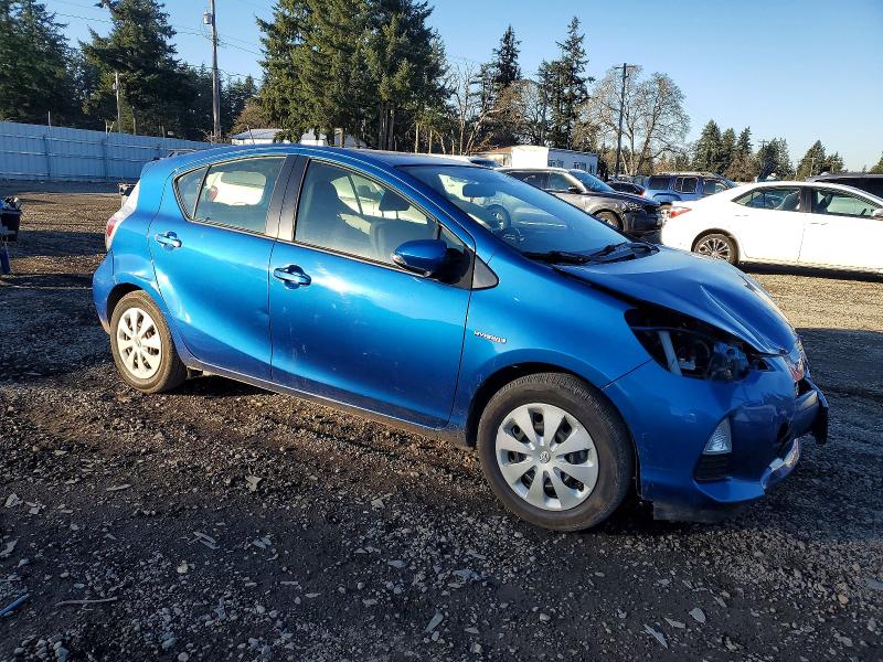 Photo 4 from auction – 2014 TOYOTA PRIUS C with VIN JTDKDTB36E1569068
