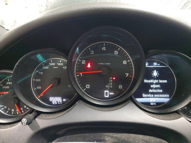 Photo 9 from auction – 2018 PORSCHE CAYENNE with VIN WP1AA2A24JKA00780