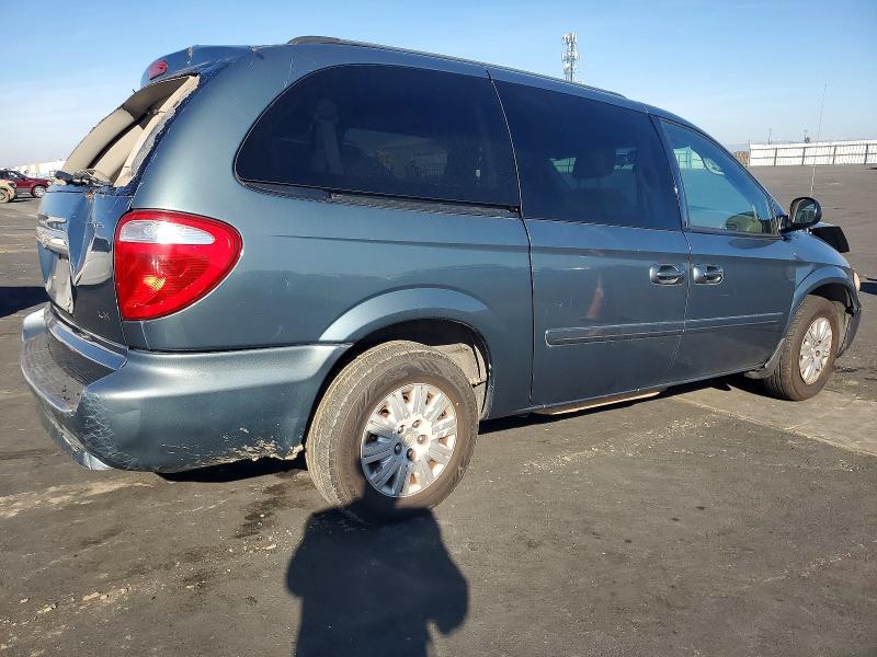 Photo 3 from auction – 2007 CHRYSLER TOWN & COU with VIN 2A4GP44R27R342148