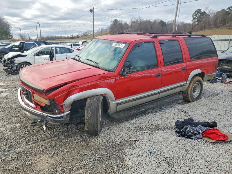 GMC SUBURBAN 1997 with VIN 1GKGK26J0VJ742201 - Photo from auction