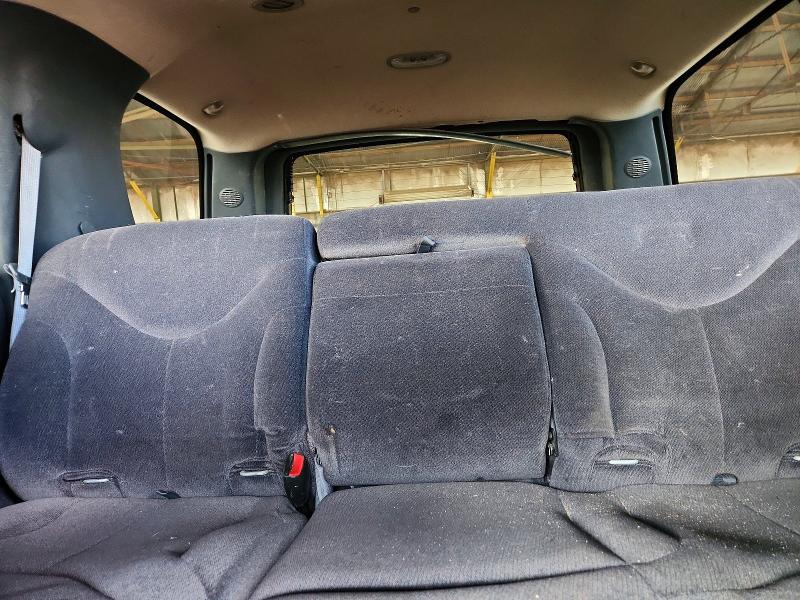 Photo 10 from auction – 2002 GMC YUKON with VIN 1GKEC13Z62R152025