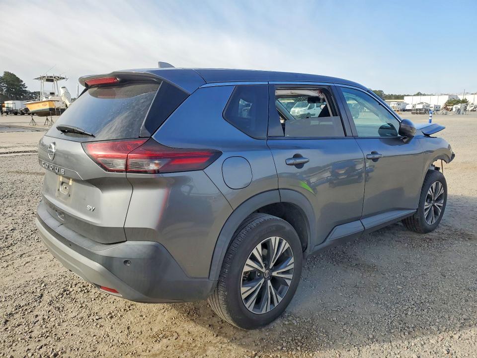 Photo 3 from auction – 2021 NISSAN ROGUE SV with VIN 5N1AT3BA2MC768050