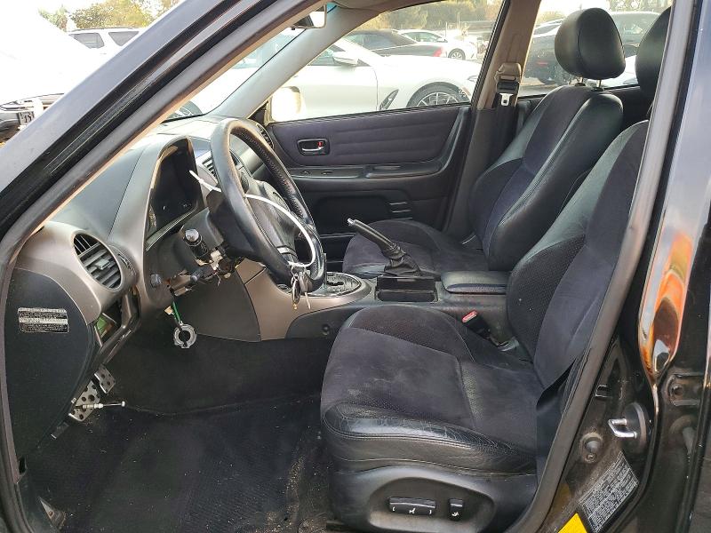 Photo 7 from auction – 2001 LEXUS IS 300 with VIN JTHBD182710015202