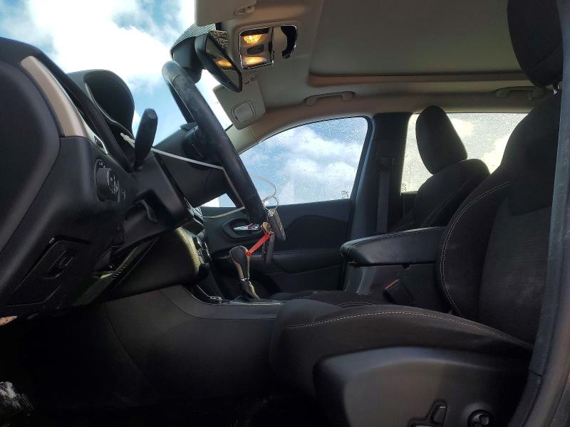 Photo 7 from auction – 2016 JEEP CHEROKEE L with VIN 1C4PJMCSXGW129029