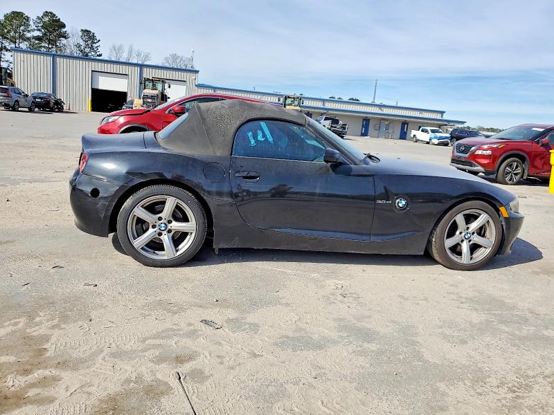 Photo 3 from auction – 2006 BMW Z4 with VIN 4USBU53546LW91276