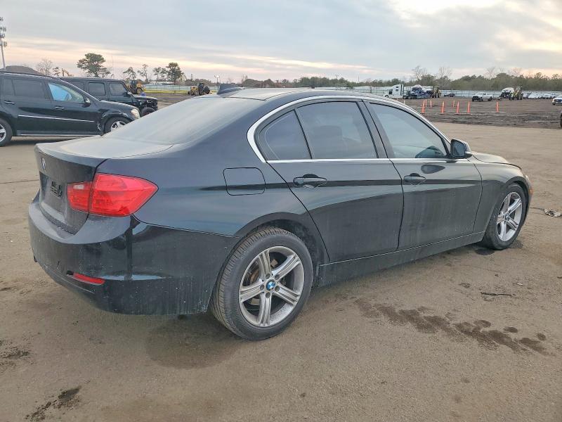 Zdjęcie 3 z aukcji – 2015 BMW 328 z VIN WBA3A5G56FNP34496