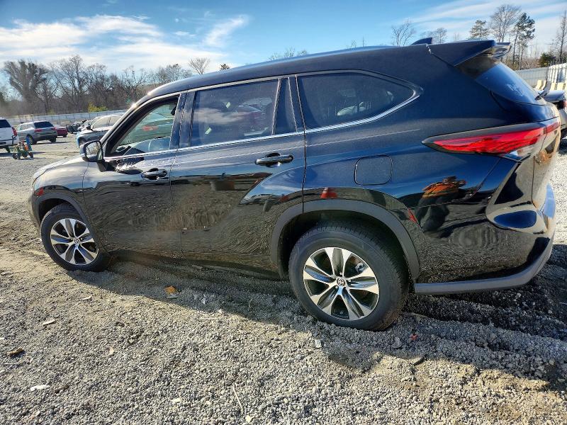 Photo 2 from auction – 2020 TOYOTA HIGHLANDER with VIN 5TDHZRAH0LS510593