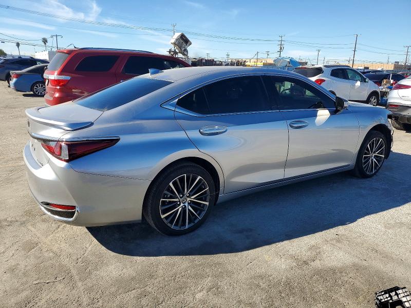 Photo 3 from auction – 2025 LEXUS ES 300H BA with VIN 58ADA1C19SU061159