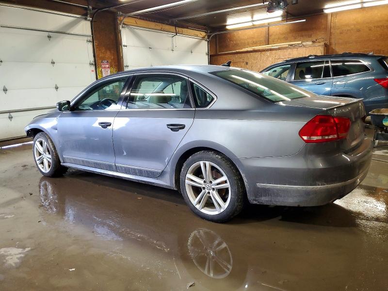 Photo 2 from auction – 2013 VOLKSWAGEN PASSAT SEL with VIN 1VWCN7A37DC114305