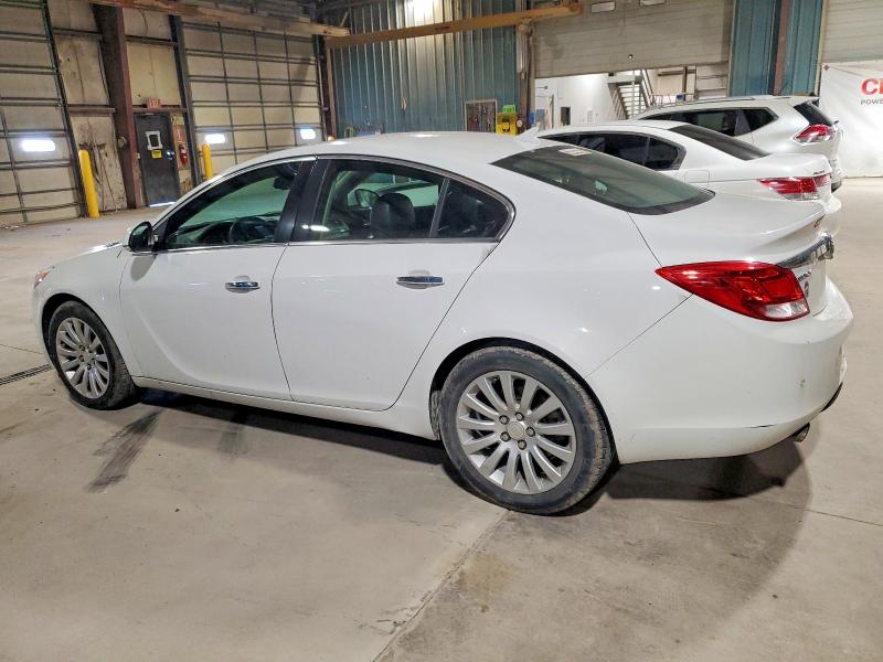 Photo 2 from auction – 2013 BUICK REGAL PREM with VIN 2G4GS5EV9D9229164